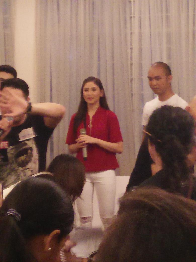 CathMarasigan20's tweet photo. #ColgateFace2Face #09092016 https://t.co/XxenchJawR