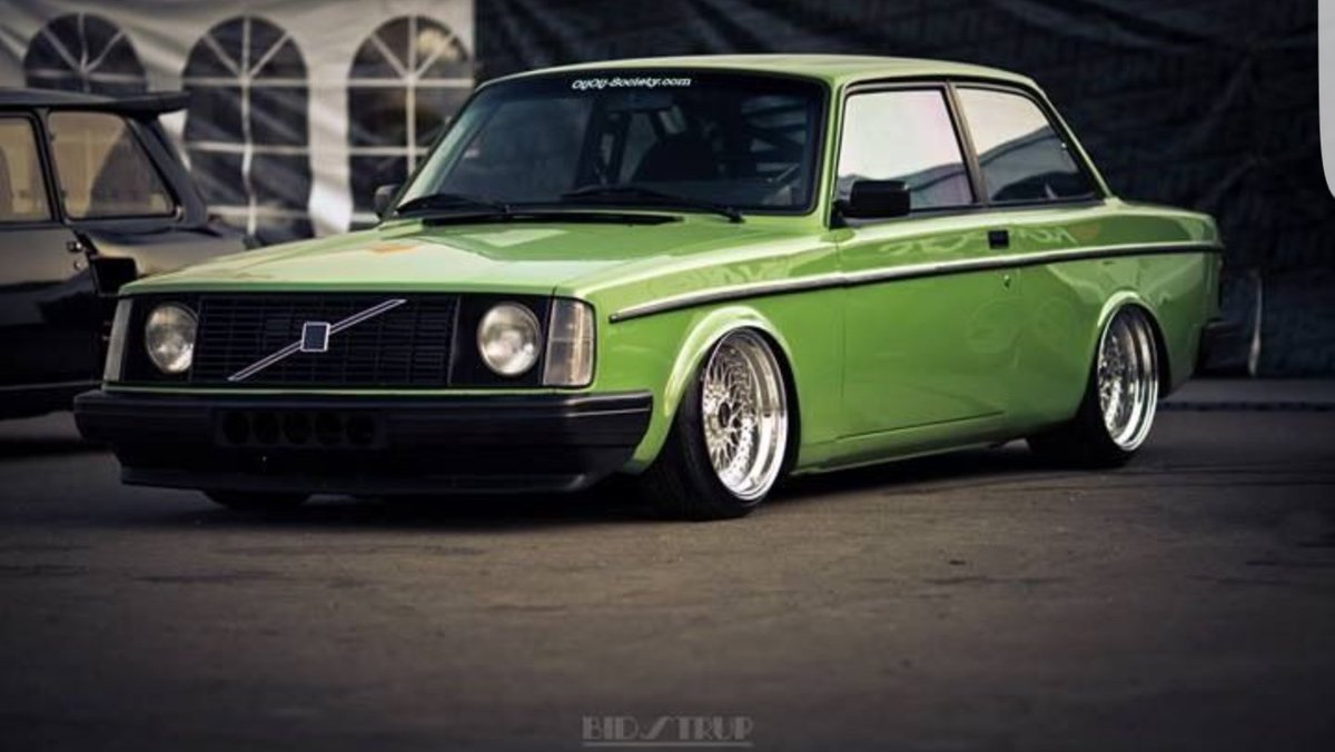 FIREDUDE312's tweet photo. Idk I like volvos cause to me it's finding beauty in otherwise originally ugly things 😍 https://t.co/cAHaHaeJKY