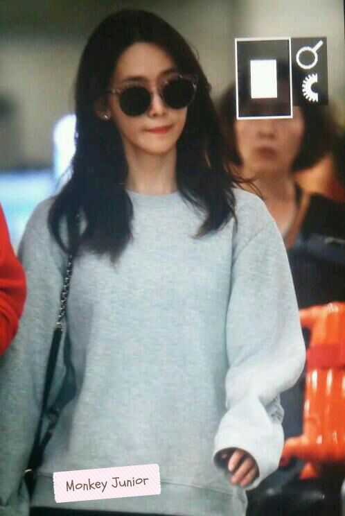 [PIC][14-09-2016]YoonA trở về Hàn Quốc vào trưa nay CsSTpsEWIAEVMa3