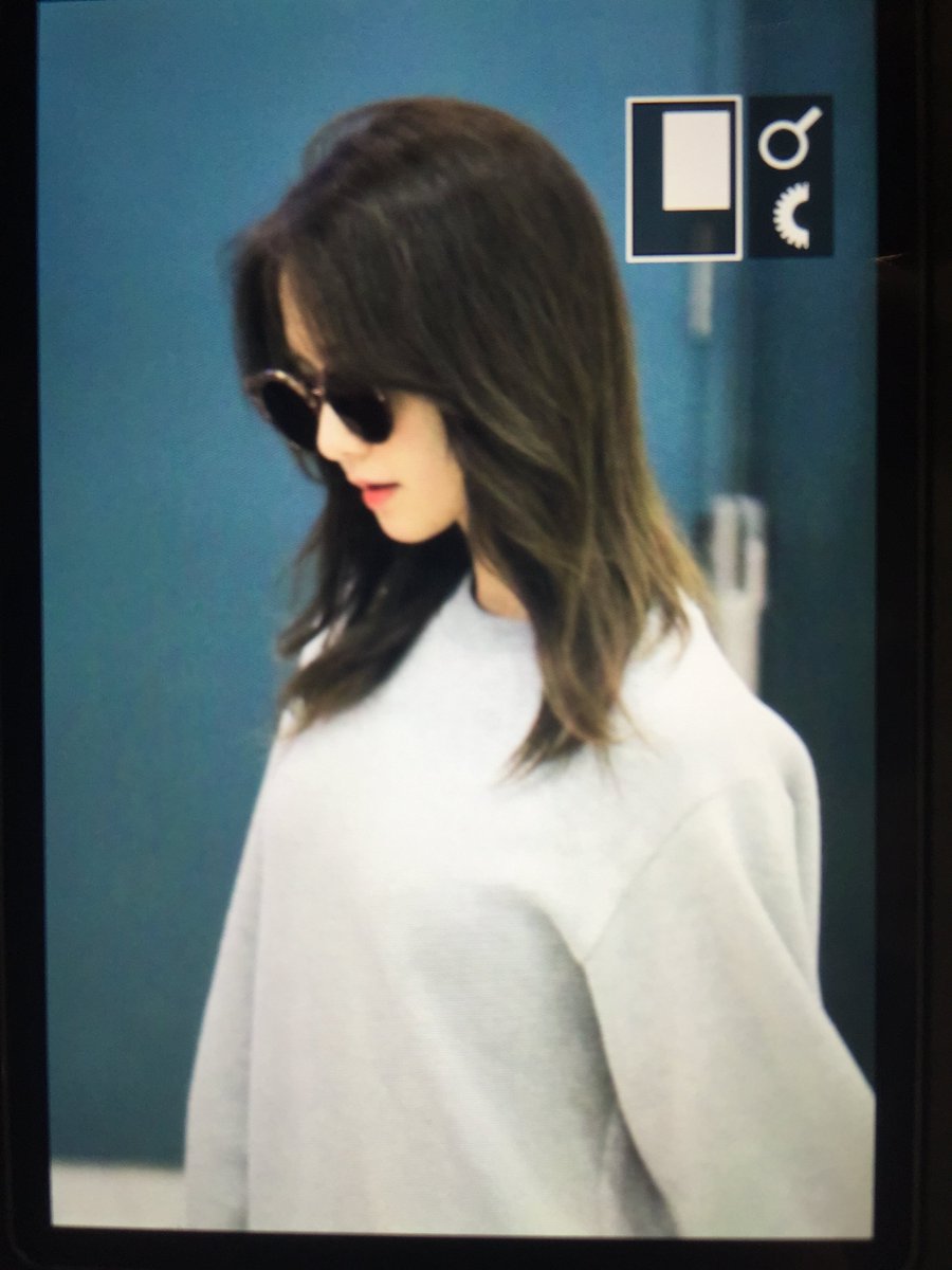 [PIC][14-09-2016]YoonA trở về Hàn Quốc vào trưa nay - Page 2 CsSXCyDWgAEm0vG