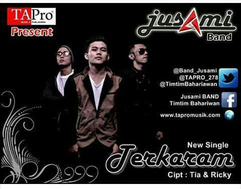 TriramaLamTim's tweet photo. #PersadaSiang #NowPlaying @Band_Jusami #Terkaram @TAPRO_278 Anc|@catur_putra61b MD|@Putra_Archadea https://t.co/6ElmzrX6qw