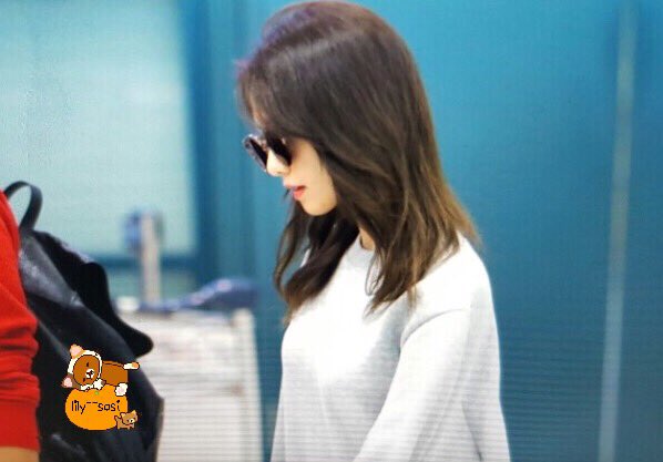 [PIC][14-09-2016]YoonA trở về Hàn Quốc vào trưa nay CsSZCyzWEAAFzHB