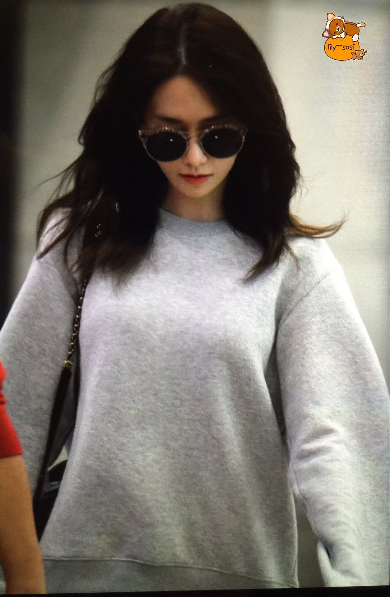 [PIC][14-09-2016]YoonA trở về Hàn Quốc vào trưa nay CsSZTvRUAAAWRlz