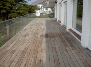 Owatroluk's tweet image. 5 amazing decking restoration projects with Textrol: owatroldirect.co.uk/5-amazing-deck…