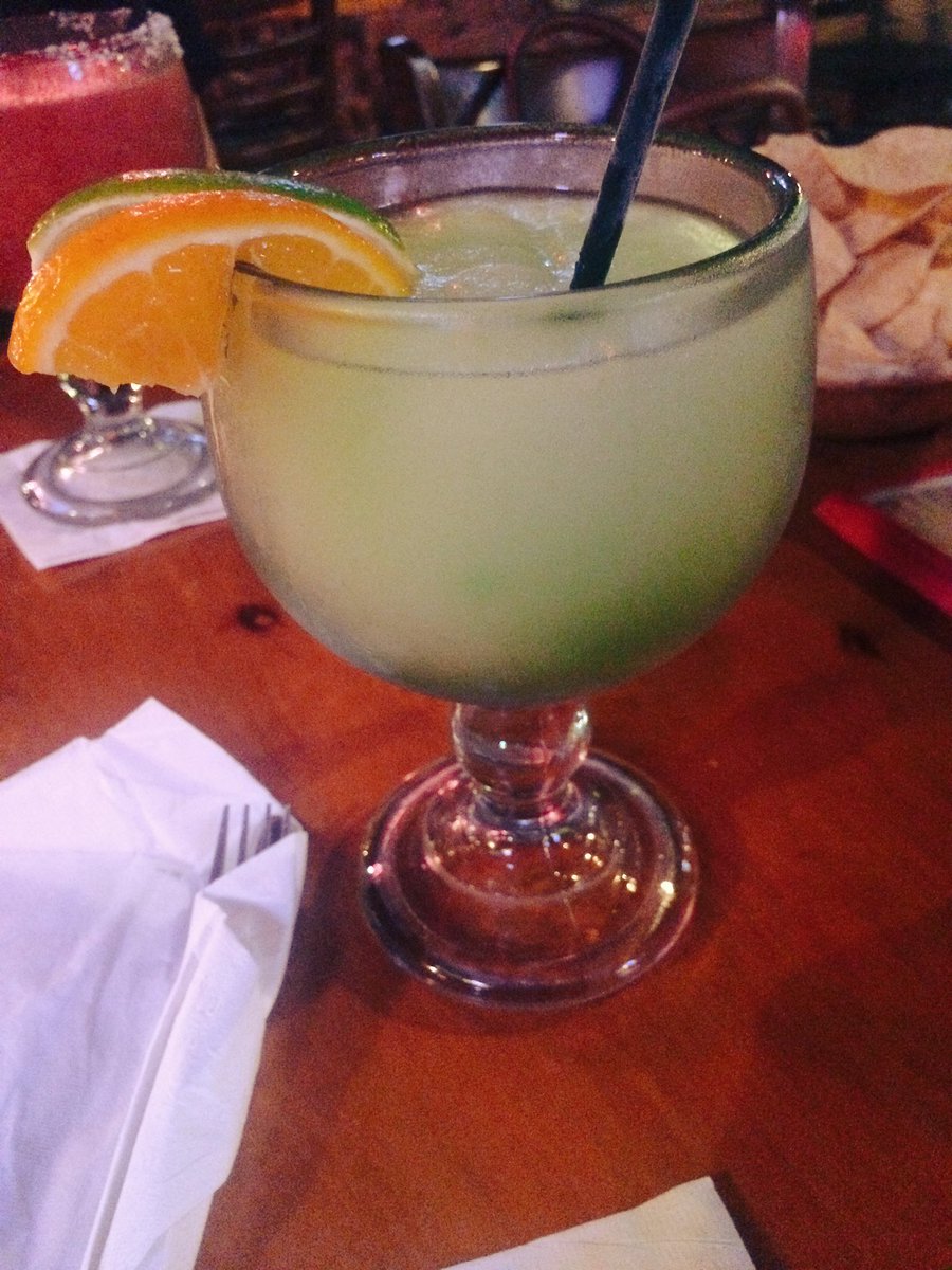 vikkideactivate's tweet photo. I got so drunk off this bitch that I had to leave and go home. https://t.co/a6RZlTLVvg