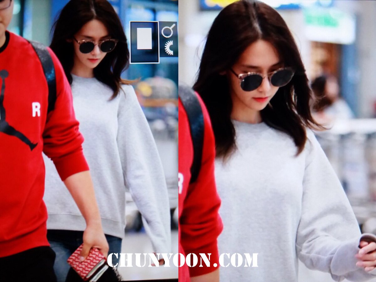 [PIC][14-09-2016]YoonA trở về Hàn Quốc vào trưa nay - Page 2 CsSahfqXYAAwUi_