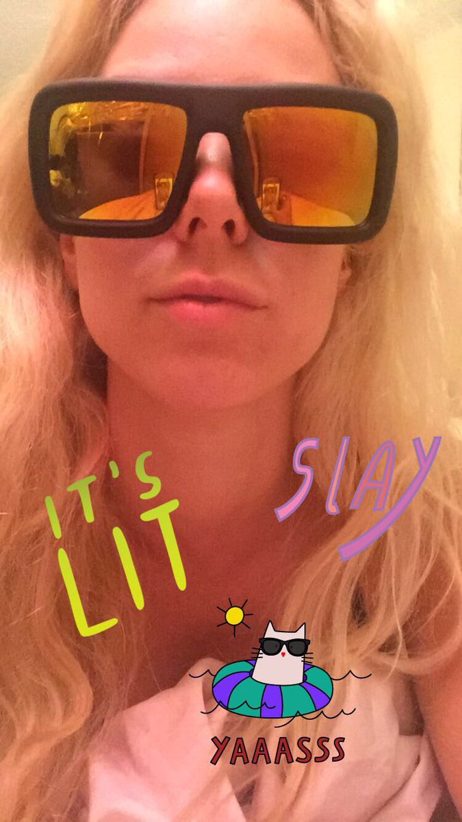 LadyCasa305's tweet photo. Def gonna be that wife that takes all my husbands goodies @steve_efam 😎😈 #itslit #slay #ibizaready #furtherfuture https://t.co/5hI7boXWW2