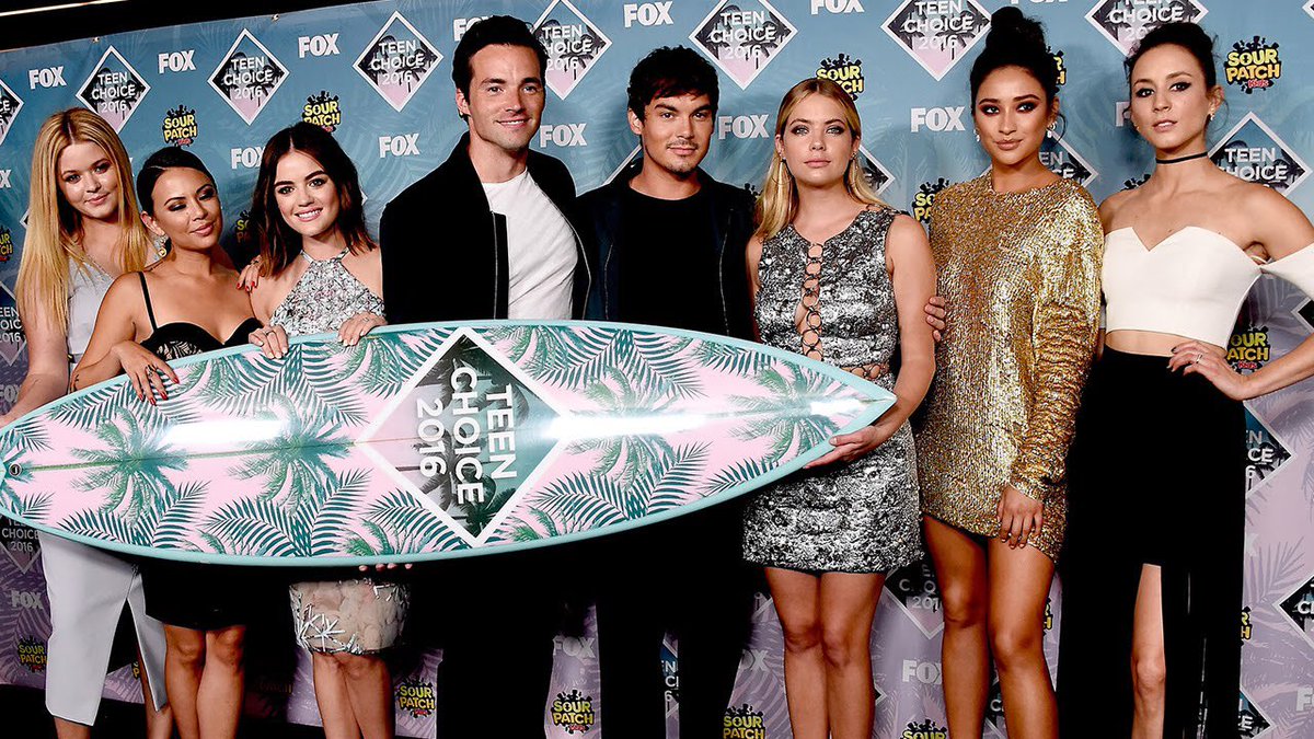 deviokai's tweet photo. ❤️❤️❤️ #ThankYouPLL https://t.co/au8Uwh7vPk