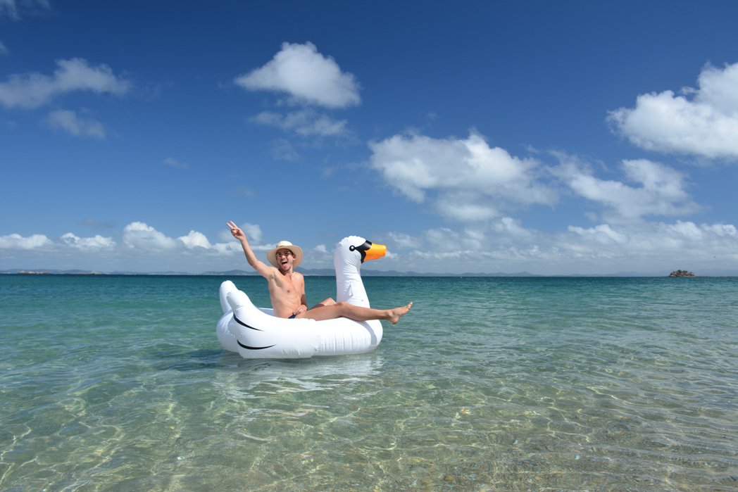 Queensland's tweet photo. BLOG:  Rent an entire tropical island for less than $2,000 https://t.co/rCAp2XSF9B
 #thisisqueensland https://t.co/TXw4okNe13