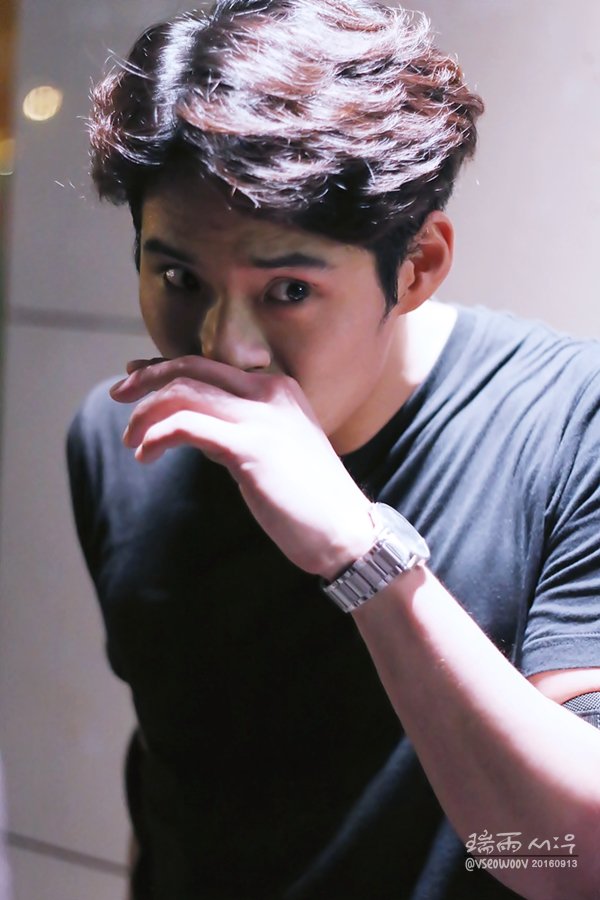 vseowoov's tweet photo. 20160913 트레이스유 서경수

혼돈의 카오스였던 수염사진 전말을 듣는중....
그거 올렸냐고... 입술꽉 ㅎㅎㅎㅎ https://t.co/lObQYInidf