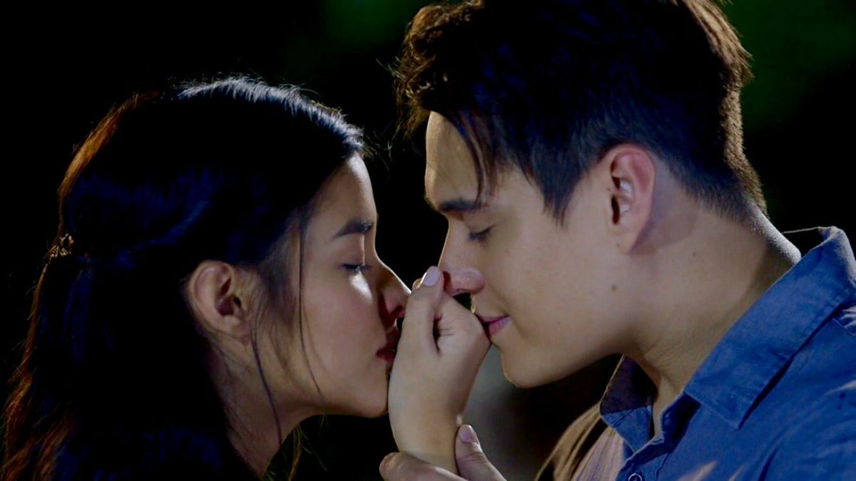 Althea288's tweet photo. Please Ibalik niyo Na Sila Sa Tv MISS NA MISS NA MISS Na!! Namin Sila ..
@lizasoberano @itsenriquegil 
#LizQuen https://t.co/MGN7xUuPpu
