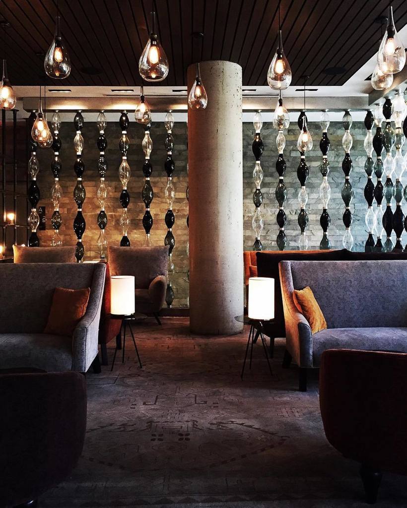 oliviavlopez's tweet photo. Now that's a lounge π₯ @sixtyhotels #sixtyles https://t.co/PqhEm6dx9I