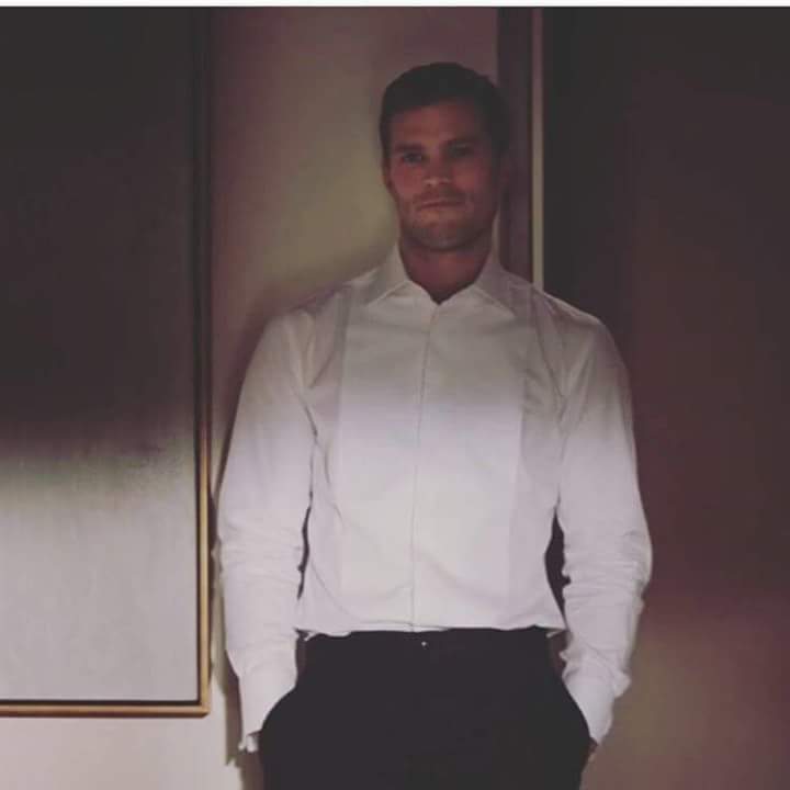 Celine60120's tweet photo. #JamieDornan 😍😍😍 https://t.co/f0HpX3eOpL