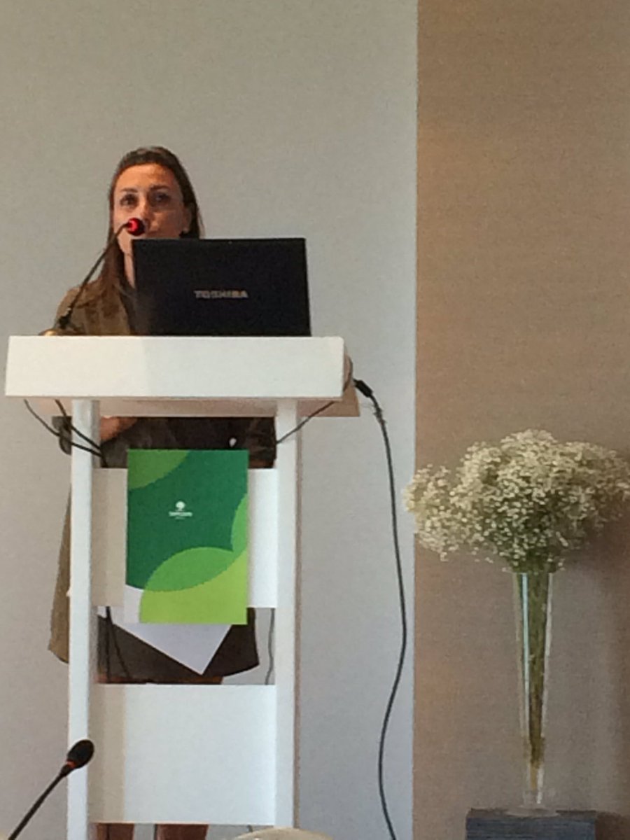 RA_ComunicAgroA's tweet photo. #Flash UM: nuevo formulado para control de #Vasates (aculops lycopersici) en #tomate. Marta Ruiz G. @Sipcam_es https://t.co/zpLwGkRXeB