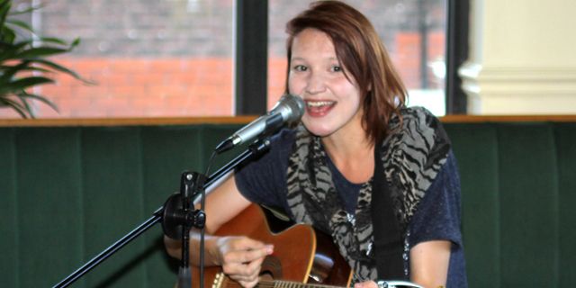 ashdownradio's tweet photo. #ListenAgain to @KathrynAnderson talking about her music and appearance on Sat at #Isfest https://t.co/FoS1KpedKw https://t.co/OO6VZjA9gh
