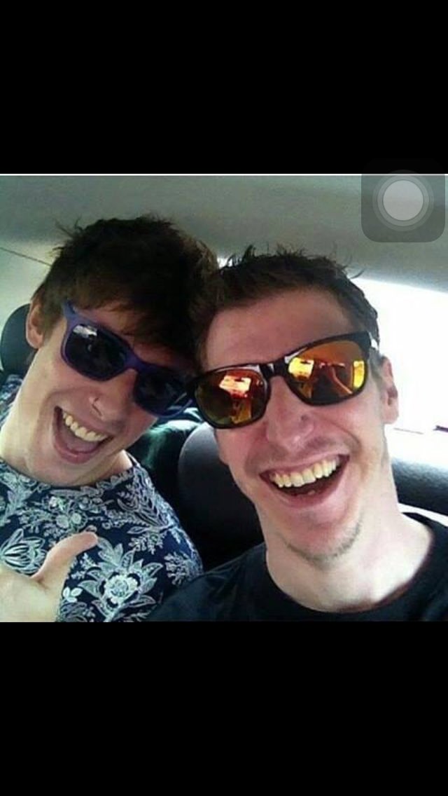 ManuJean1992's tweet photo. @PokeR988HD Este es nei???@hiimdanii_ Neiii este eres tu ?? https://t.co/wkoQ9t9cmR
