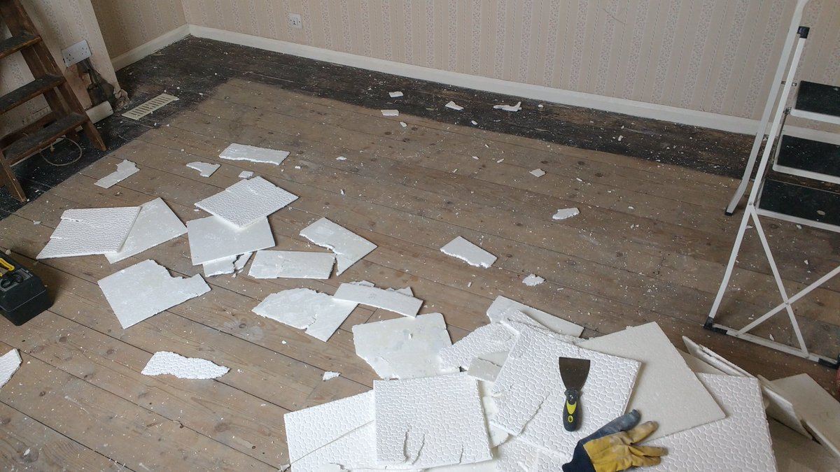 Darren Roberts On Twitter Removing Polystyrene Ceilings Tiles I