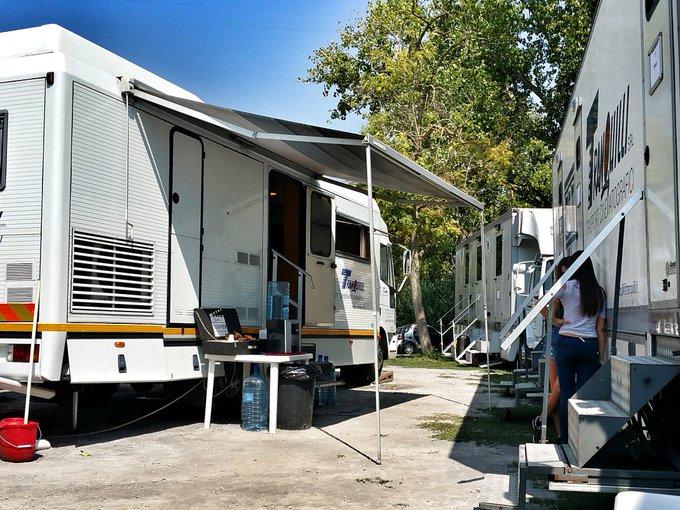 Giornata meravigliosa a Roma !!!  #set #scomparsa #endemol https://t.co/pcixtZLsrN<a href="/tag/set"class="tags">#set</a><a href="/tag/scomparsa"class="tags">#scomparsa</a><a href="/tag/endemol"class="tags"><span>#endemol</span></a>