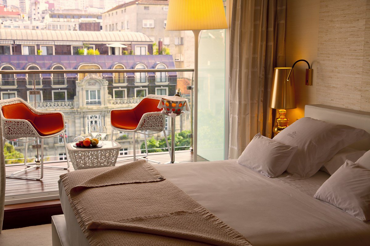 worldluxurycom's tweet photo. The Best #luxury #hotel in the city center of #Vigo - @granhotelnagari #luxuryhotels #Spain https://t.co/zhaws7YtwW https://t.co/4KQXRCxqYg
