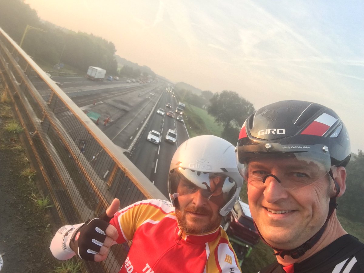 marknicho72's tweet image. No M6 commute for us this morning. 26 miles on TT bikes 😄. @cycletoworkday