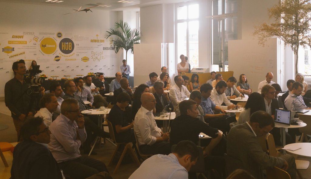 c_boullenger's tweet photo. Packed room @BpifranceHub pr comprendre les révolutions économiques et techno à venir #SVTrends cc @cecilebross https://t.co/8xoovQVGNR
