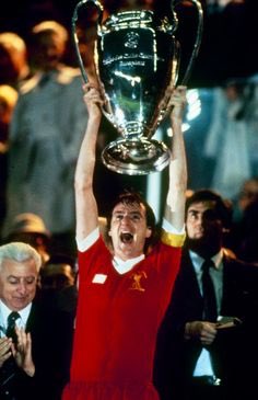 nicktanner799's tweet photo. @LFCHistoryShow FOLLOW ME &amp; RETWEET PLSE 4 chance 2 win 2 @LFC Legends Tickets 4 any of my https://t.co/yNhyov2lsF https://t.co/fMV6pRFU04