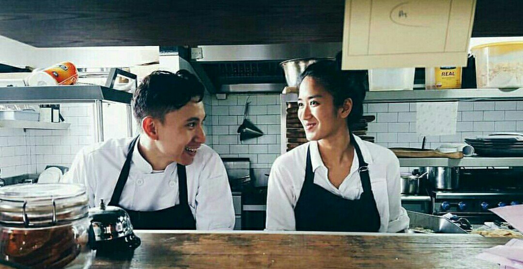 Makan_Makan's tweet photo. Just liked a YouTube video https://t.co/0xXC3RvSW2 on Pop Up Tipsy Brunch with Chefs @astrolem and @renattamoeloek https://t.co/XXFNWQlEeU