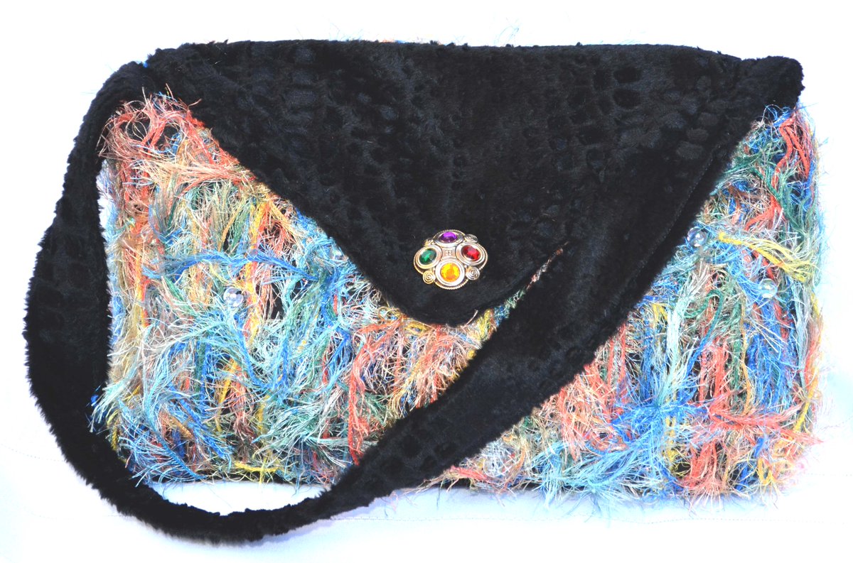 HandbagsByDyana's tweet photo. FabricHandbag #Fallhandbag #BohoBag #HippieBag #Handbag # https://t.co/IWwEPIfaII #pottiteam #pht10 #promomyshop https://t.co/cMbSbVqIbA