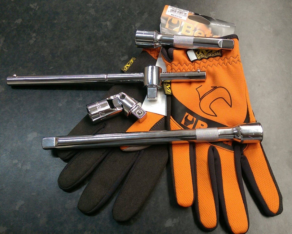 BTLS_Hayley's tweet photo. #WinItWednesday
To #Win just #Like, #Follow and #ReTweet.
#Giveaway worth over £35!

#Competition #BTLS #Tools #WOW https://t.co/l3KZzq45iF