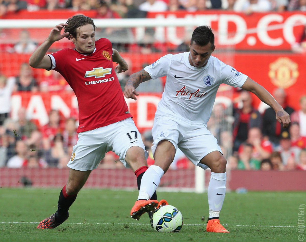ManUtd_MY's tweet photo. Marouane Fellaini (2013), Daley Blind dan Marcos Rojo (keduanya 2014) buat aksi sulung #MUFC mereka pada hari ini. https://t.co/wzw75gPvEY