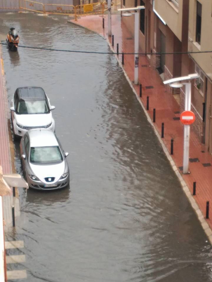 PPBenetusser's tweet photo. La solución del equipo de @AyuntBenetusser para acabar con inundaciones de estación es otra noticia populista irreal https://t.co/yGXXarN0YF