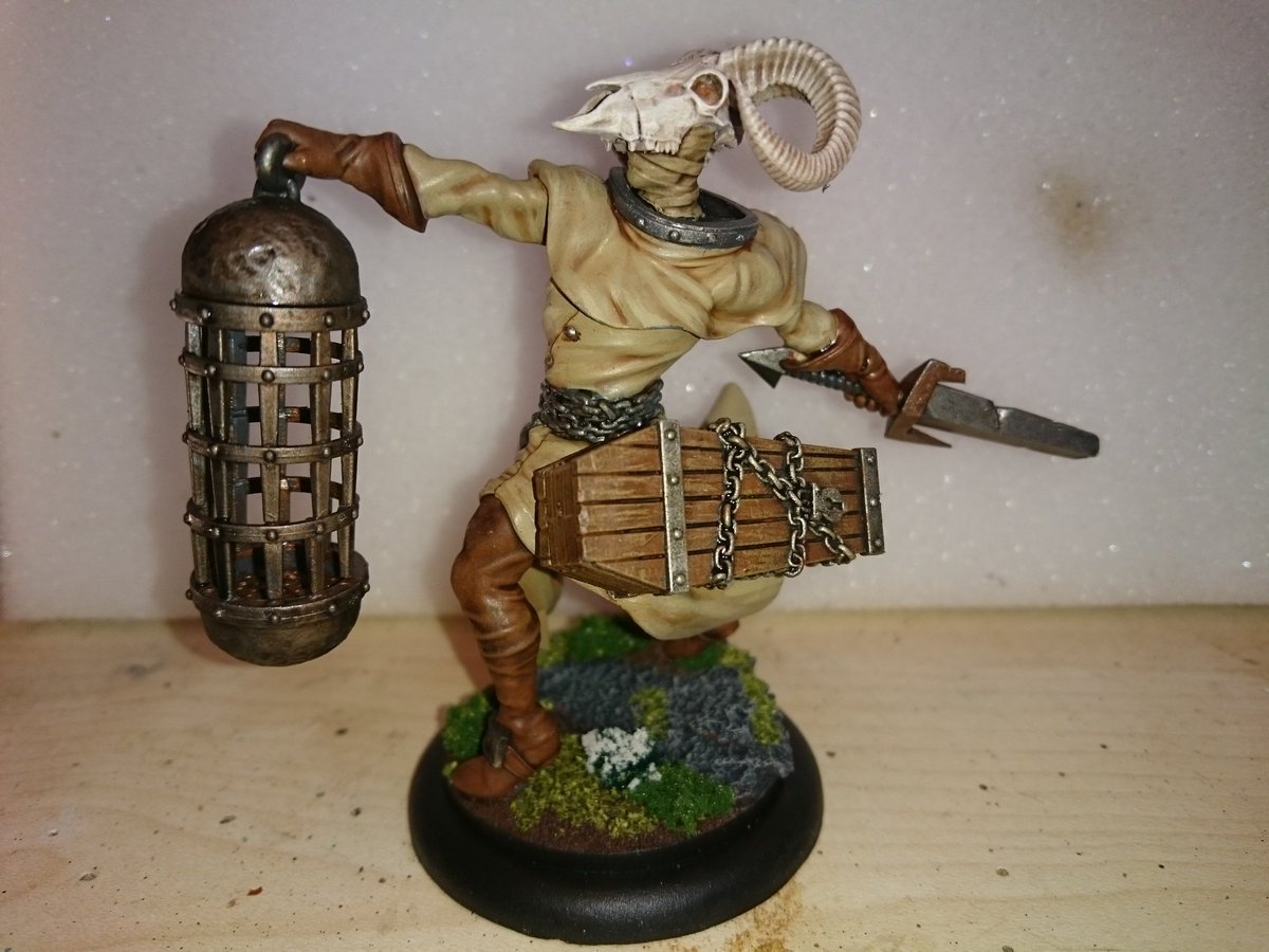 leebattrick's tweet photo. #Malifaux I'm happy with him so far, he needs some more highlights still https://t.co/Kf9nvMU5QN