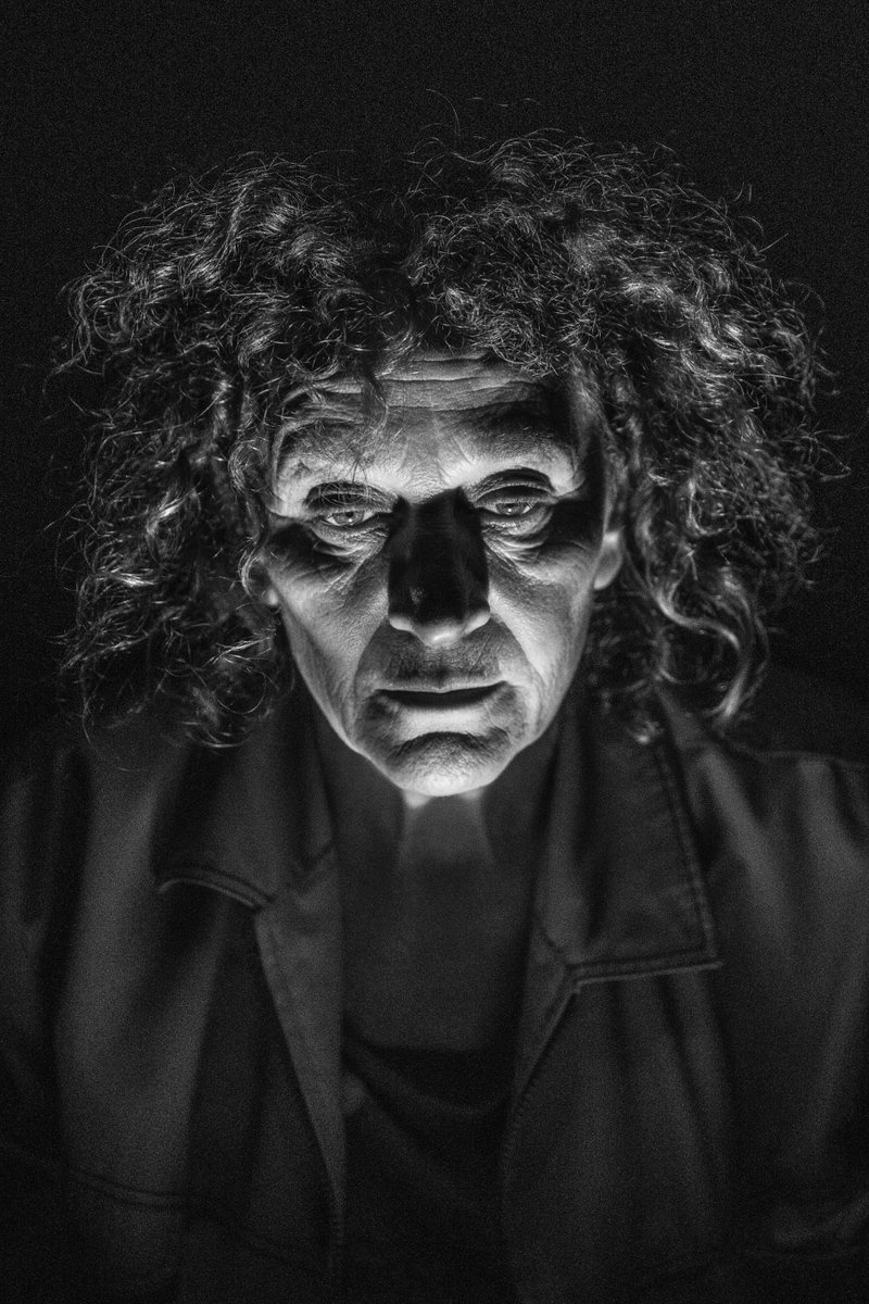 Husets Teater tweet media