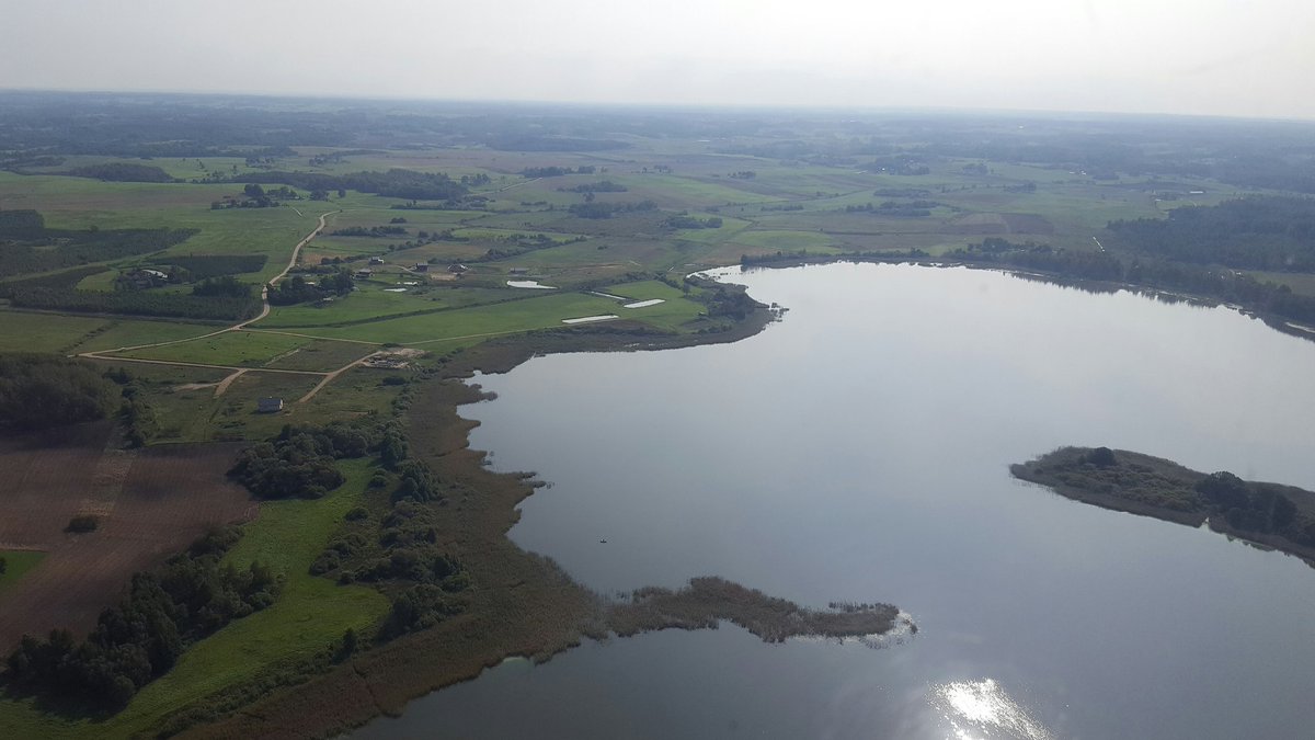 AviaGeek123's tweet photo. @PlonRBLX @NacoRBLX Took the picture this weekend while gliding. https://t.co/4L1zd8zMlm