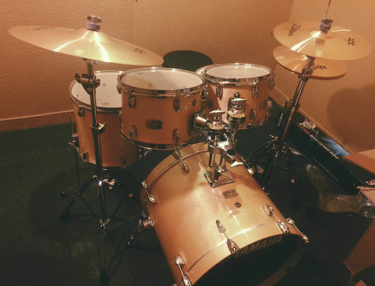 AndrewMichelli's tweet photo. Late night practice... https://t.co/PobJvNrUjI