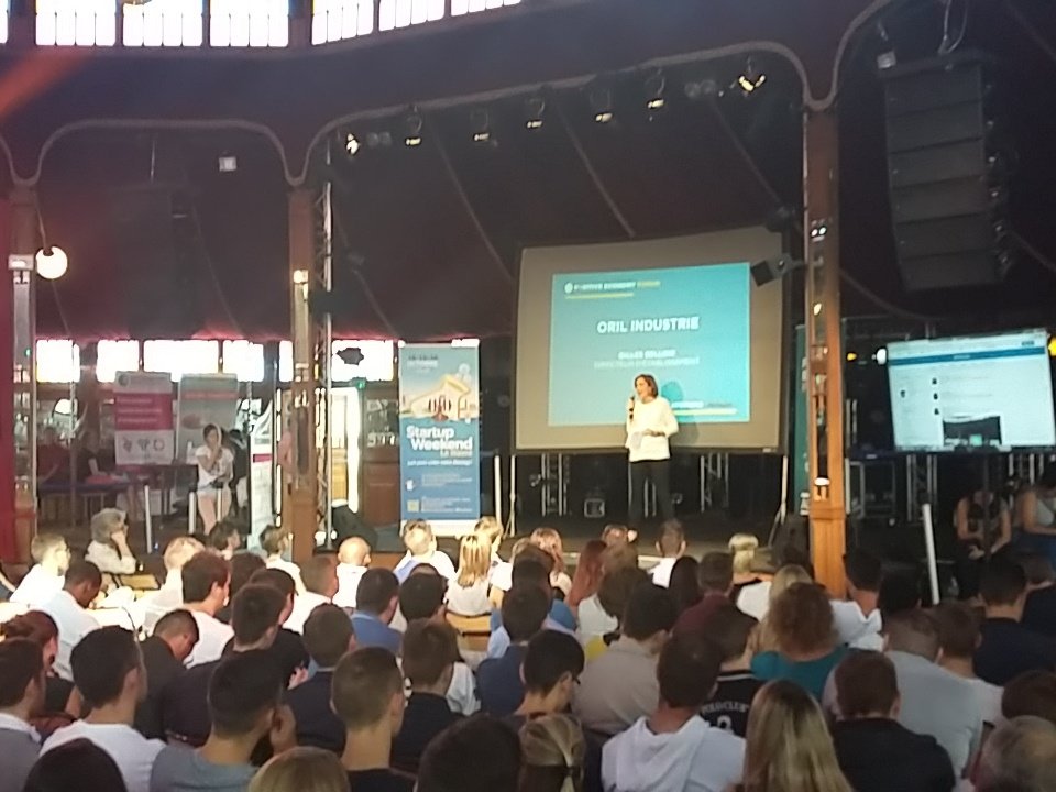 PaulinePlank's tweet photo. "Une entreprise n'est rien sans les hommes&amp;femmes qui la composent"Oril industrie #Noisyjob @letsbenoisy #LHFORUM16 https://t.co/OLBlRduQO8