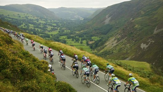TourofBritain's tweet photo. Catch up on all the 2016 Tour of Britain action with the ITV Hub @itvcycling @itvhub https://t.co/T7s9E0K1hK https://t.co/PFdHRzKc8u