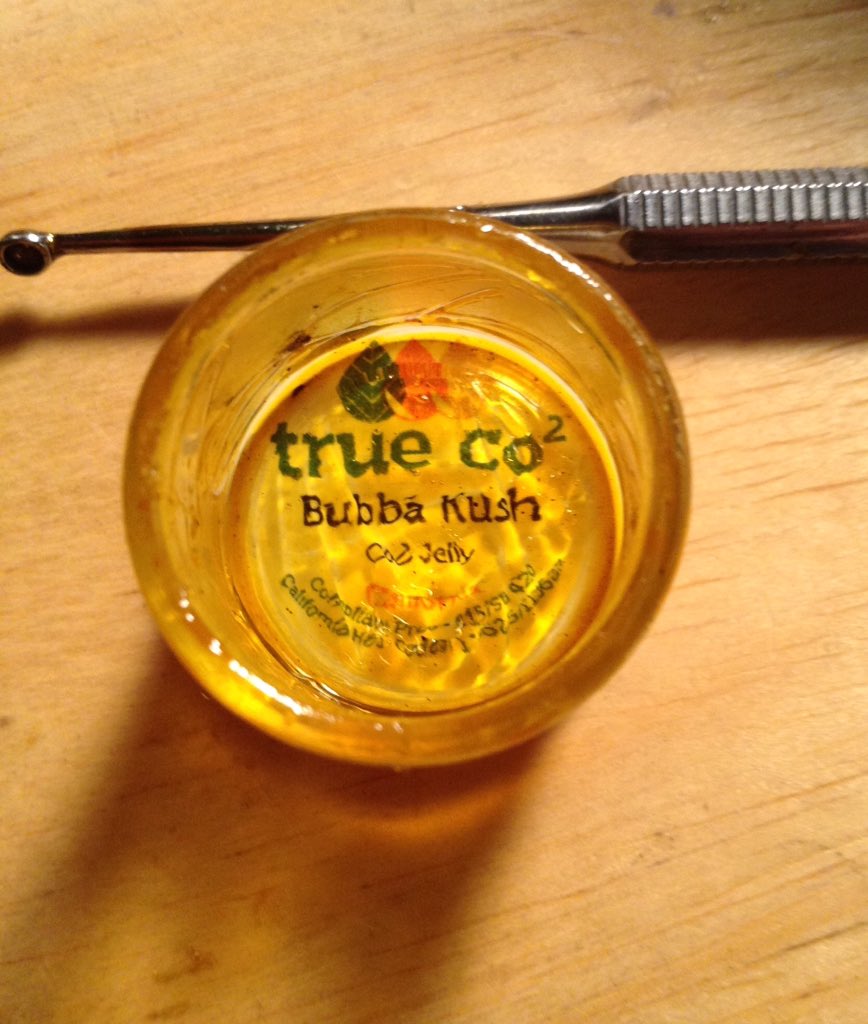 BleetchBlonde's tweet photo. #dab only the best! #pure #solventless #co2 #jellies #Trueco2 #jellies #carts #applicators #breathe @ThaDabGodLoc https://t.co/x3GsxhkgE9