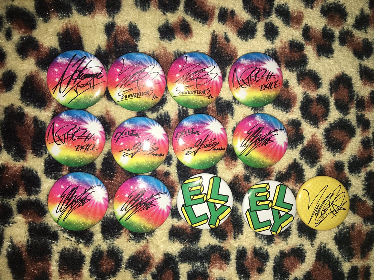 なちこ tweet media