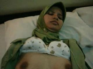 OctaHellen's tweet photo. Bokep Ibu Guru SMP Berjilbab https://t.co/ffakN2e2OK https://t.co/O4cnbnPr1N