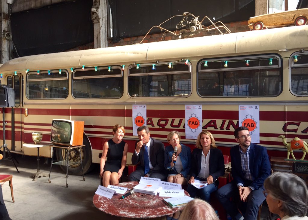 esnaultemmanueI's tweet photo. Présentation du 1er Festival International des Arts au #GarageModerne à @Bordeaux @festivalbx @BxMetro @F3Aquitaine https://t.co/E2AWBGmCaT