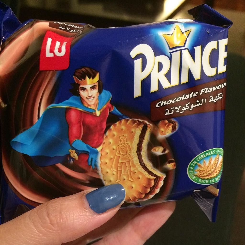 weekendpk's tweet photo. When you are not in Pakistan for eid and you spend the day in your #PJs eating #PrinceBiscuitsπ https://t.co/RB2ZV0AWn1