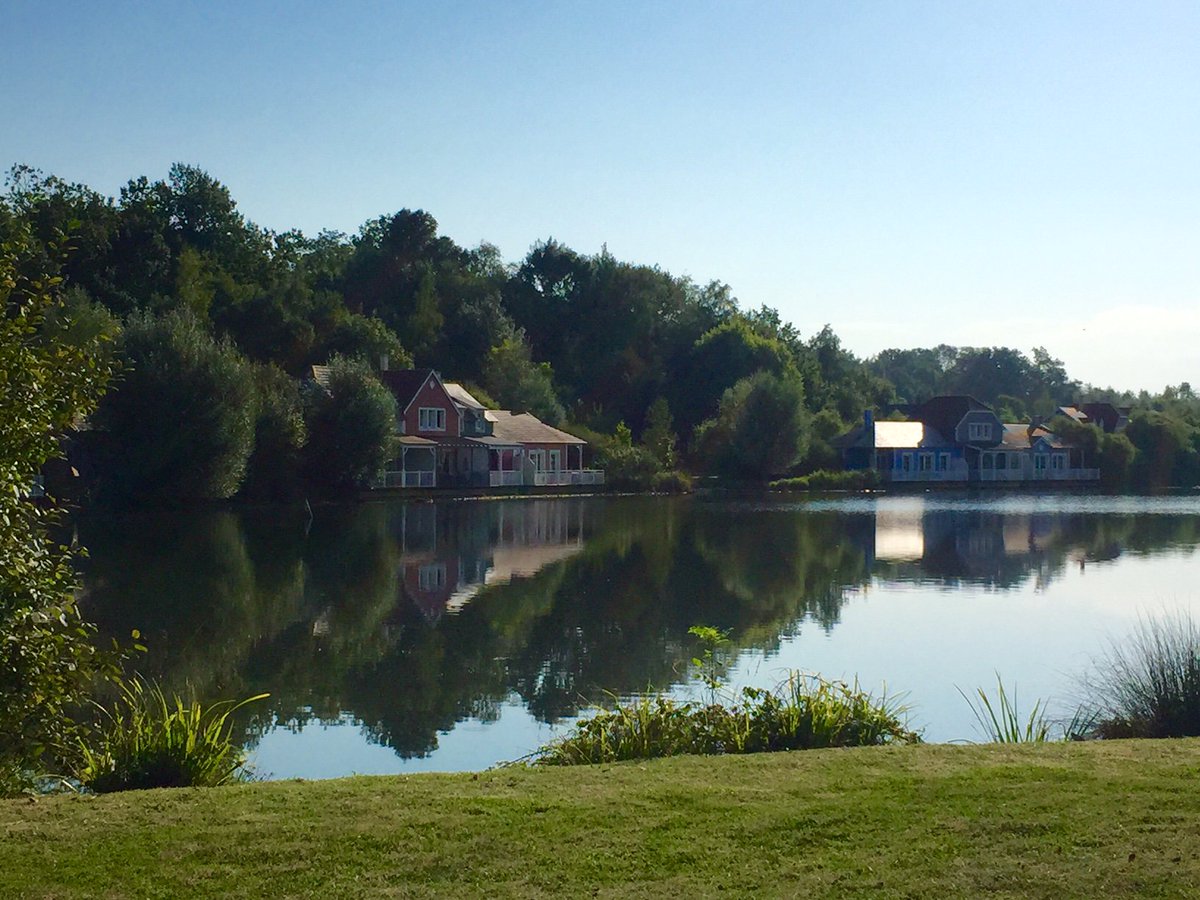 CBercheny's tweet photo. Encore de magnifiques rayons de soleil sur l'Ailette , venez en profiter   @CP_Lac_Ailette https://t.co/gCGtzB4sER