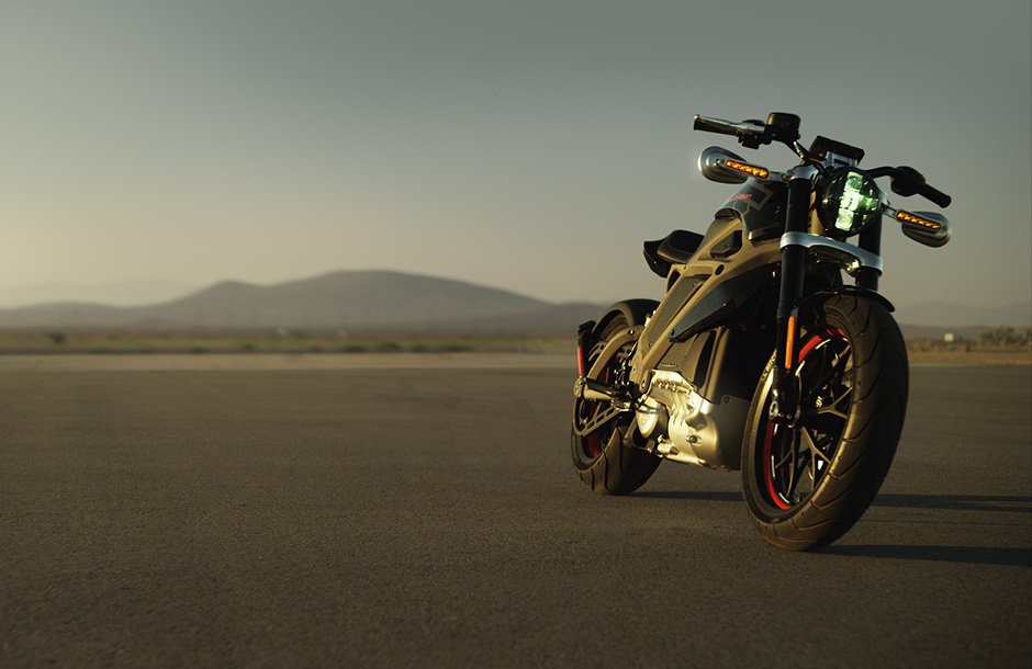 Revival_Machine's tweet photo. Receloso de las motos eléctricas? Con #harleydavidson y su #ProjectLiveWire NO podemos temer https://t.co/EJambKiAED https://t.co/nxkwgkJ9Dm