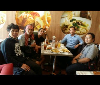 dadisbool's tweet photo. Makan dulu sebelom arah jakarta https://t.co/kPGcSaMVK2