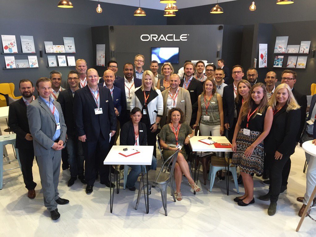 dublinbert's tweet image. New Job. New team. Same game. Let&apos;s do this! #dmexco #oraclemarketingcloud #modernmarketinglounge