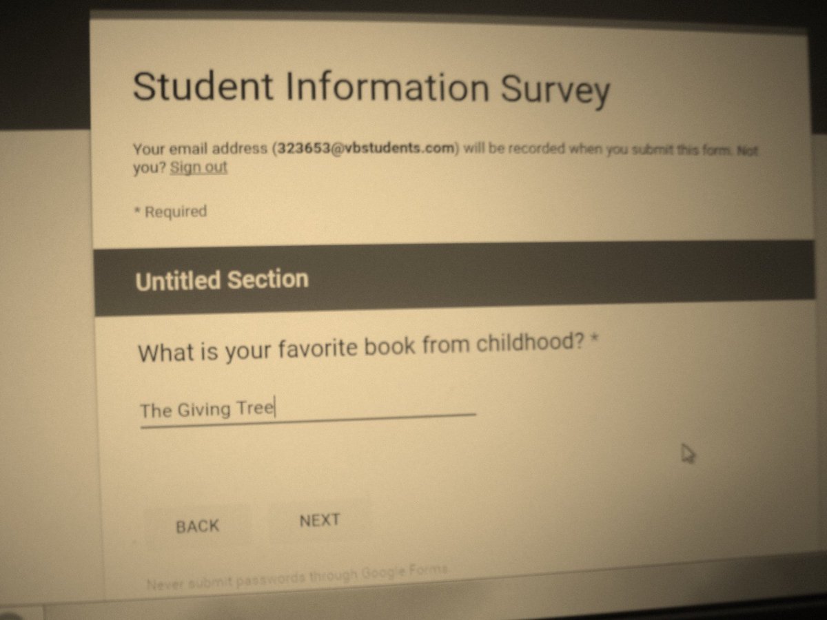 DrMReilly1's tweet photo. @IMSEagles Ss in Alg7  complete interest inventories in #googleclassroom  for #personalizedlearning plans @VBGifted https://t.co/4wtxcKuvzi