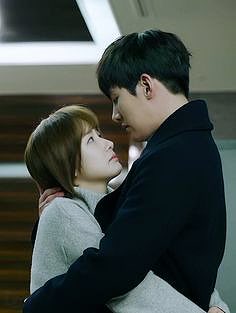 JCWPhilippines's tweet photo. So this is a good night! Thanks for tweeting, u guys are jjang! Here's a warm hug for y'all☺️ #HealerSearchForTruth https://t.co/OOgslFFKqV