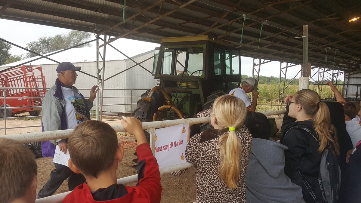 jschulte25's tweet photo. Reviewing farm safety and learning about PTO's @USD303 https://t.co/xwZEc5w87l