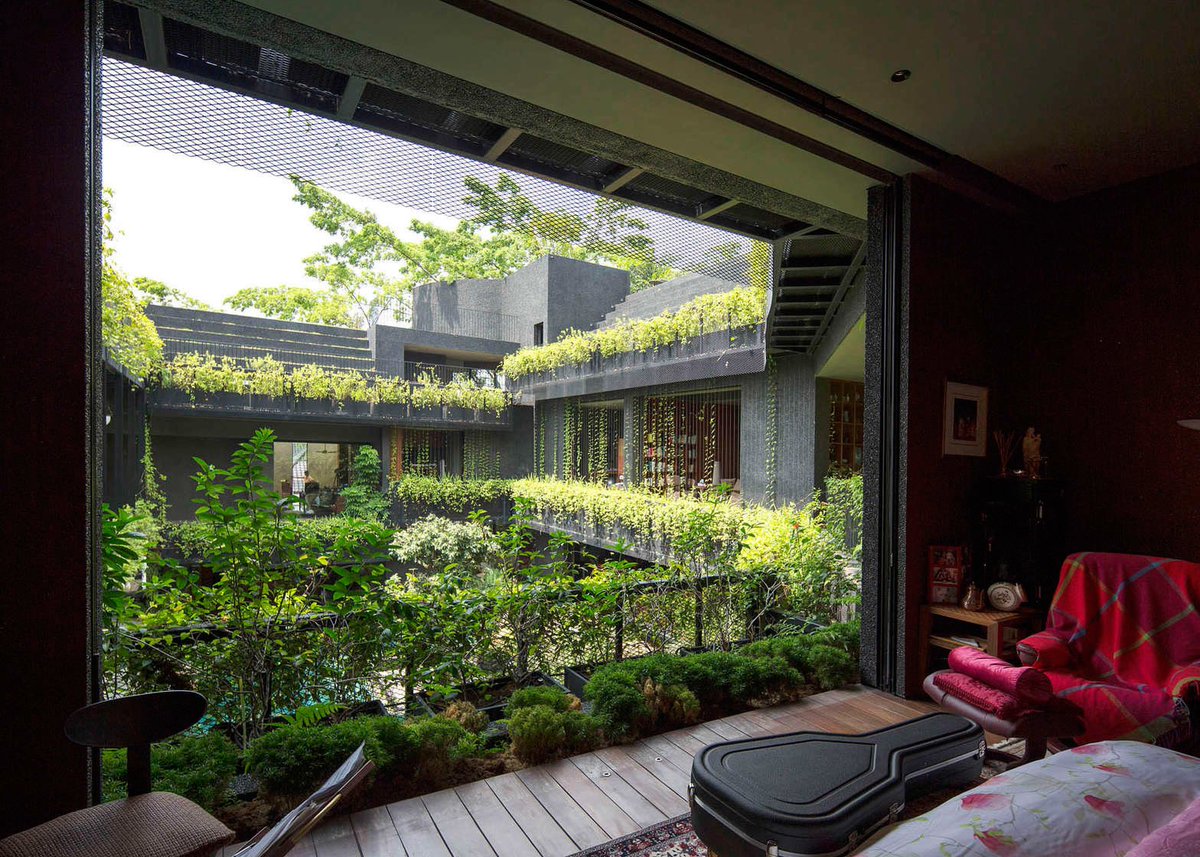 owwi_immo's tweet photo. Vivre au milieu des plantes, ça vous tente ? Découvrez cet incroyable projet immobilier. https://t.co/Ot4WEoGfjn https://t.co/A1cy4SWt0V